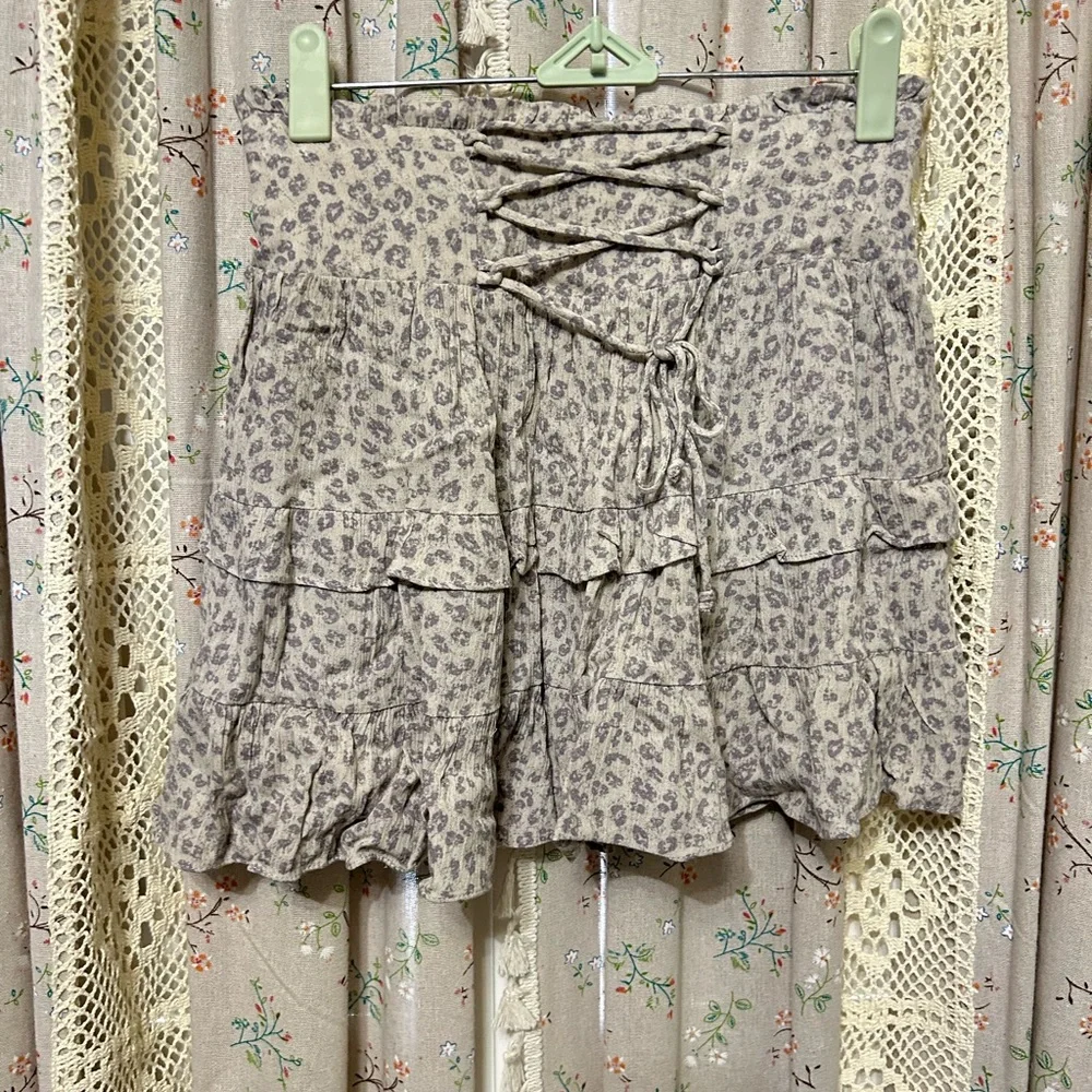 Olivaceous NWT Festival Boho Skirt Smocked Tiered Lace Up‎ Small